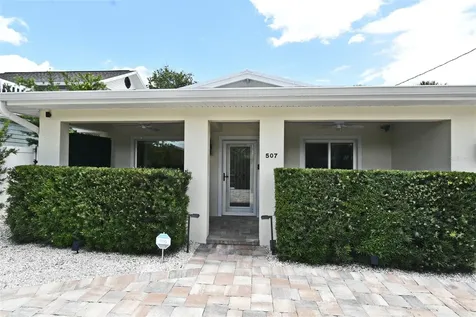 507 N Peninsula Avenue New Smyrna Beach FL 32169