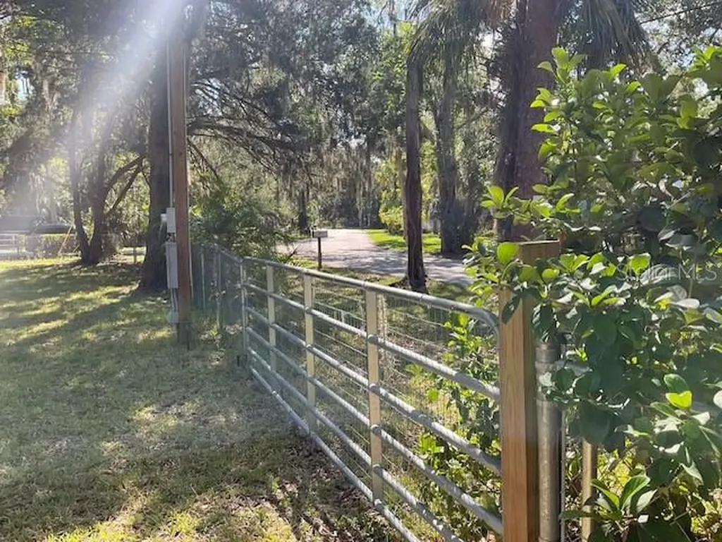 8157 Anchor Point Drive Weeki Wachee FL 34607
