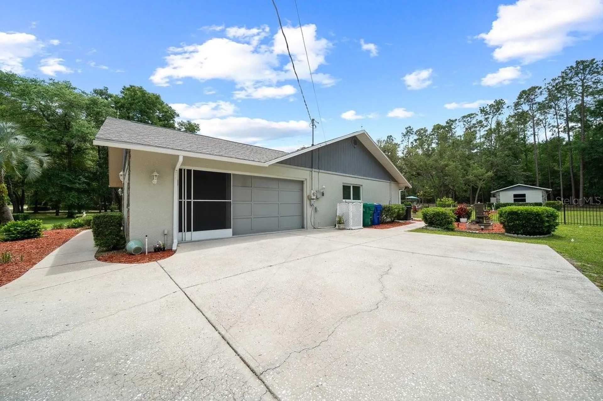 1212 W Redding Street Hernando FL 34442