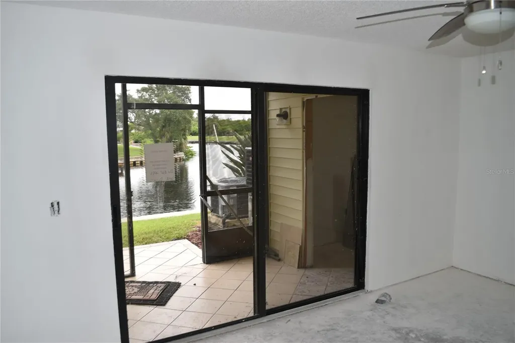 420 Moorings Cove Drive Tarpon Springs FL 34689