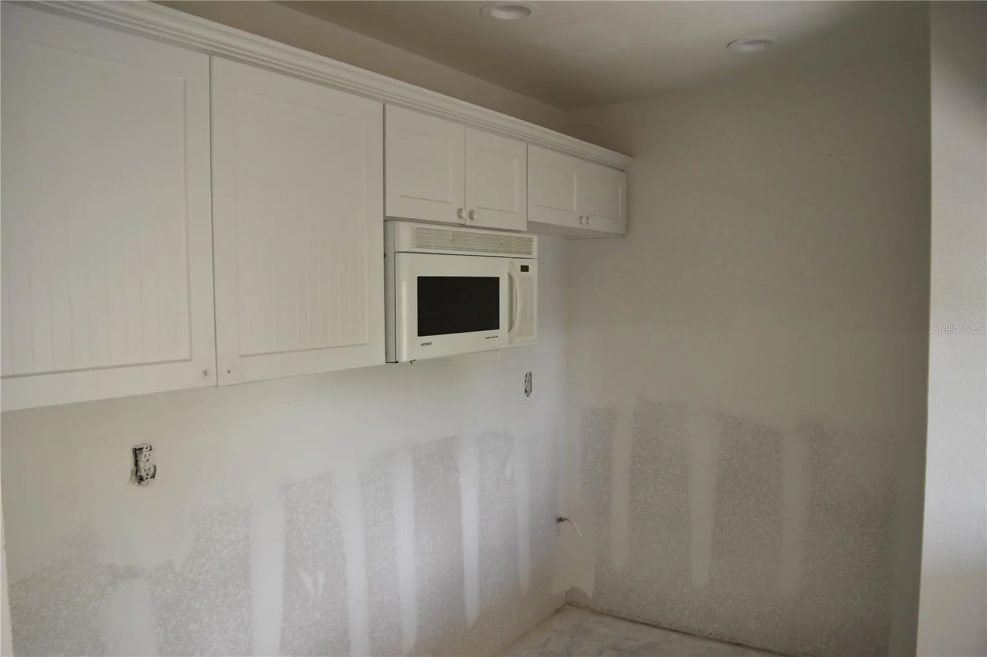 420 Moorings Cove Drive Tarpon Springs FL 34689