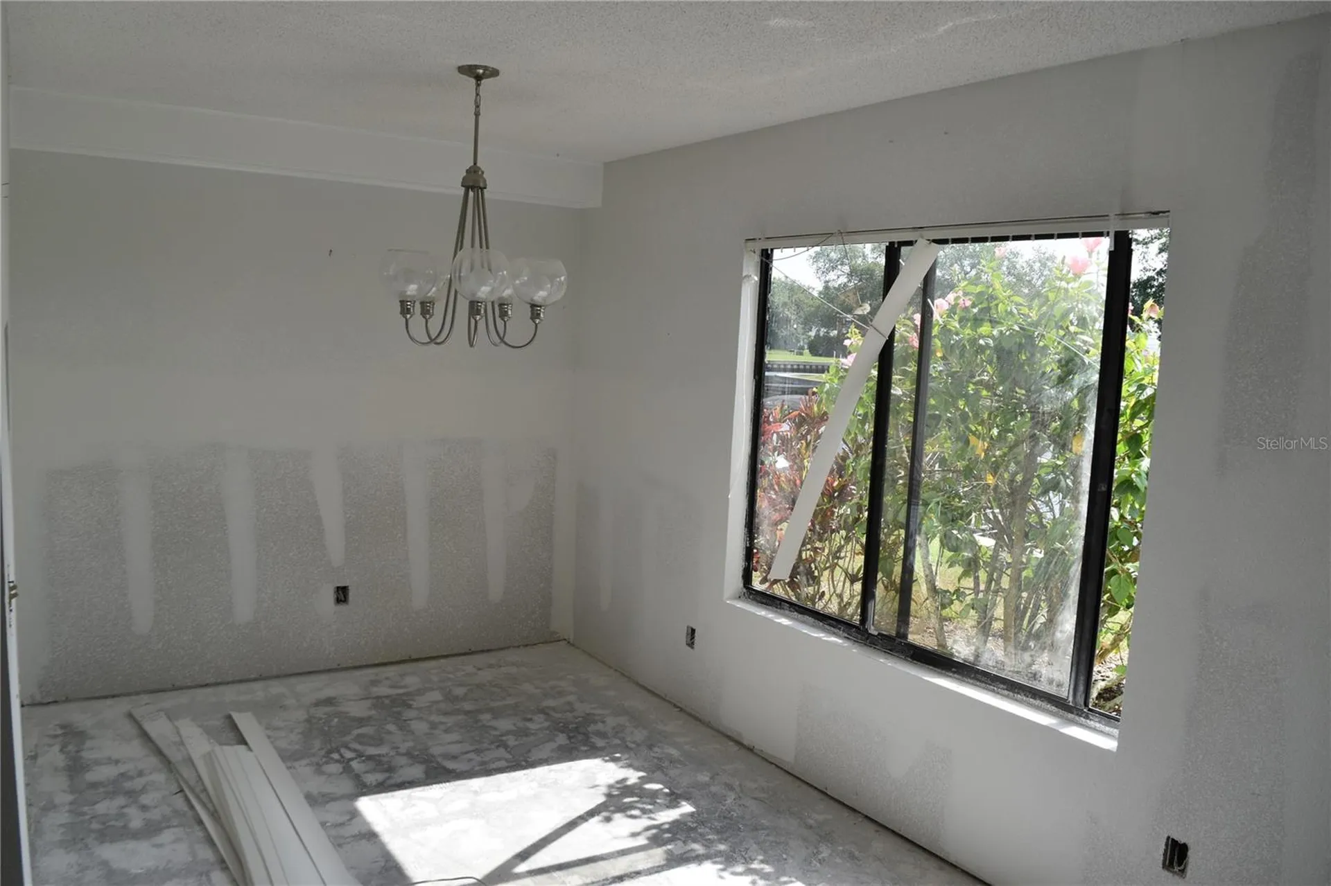 420 Moorings Cove Drive Tarpon Springs FL 34689