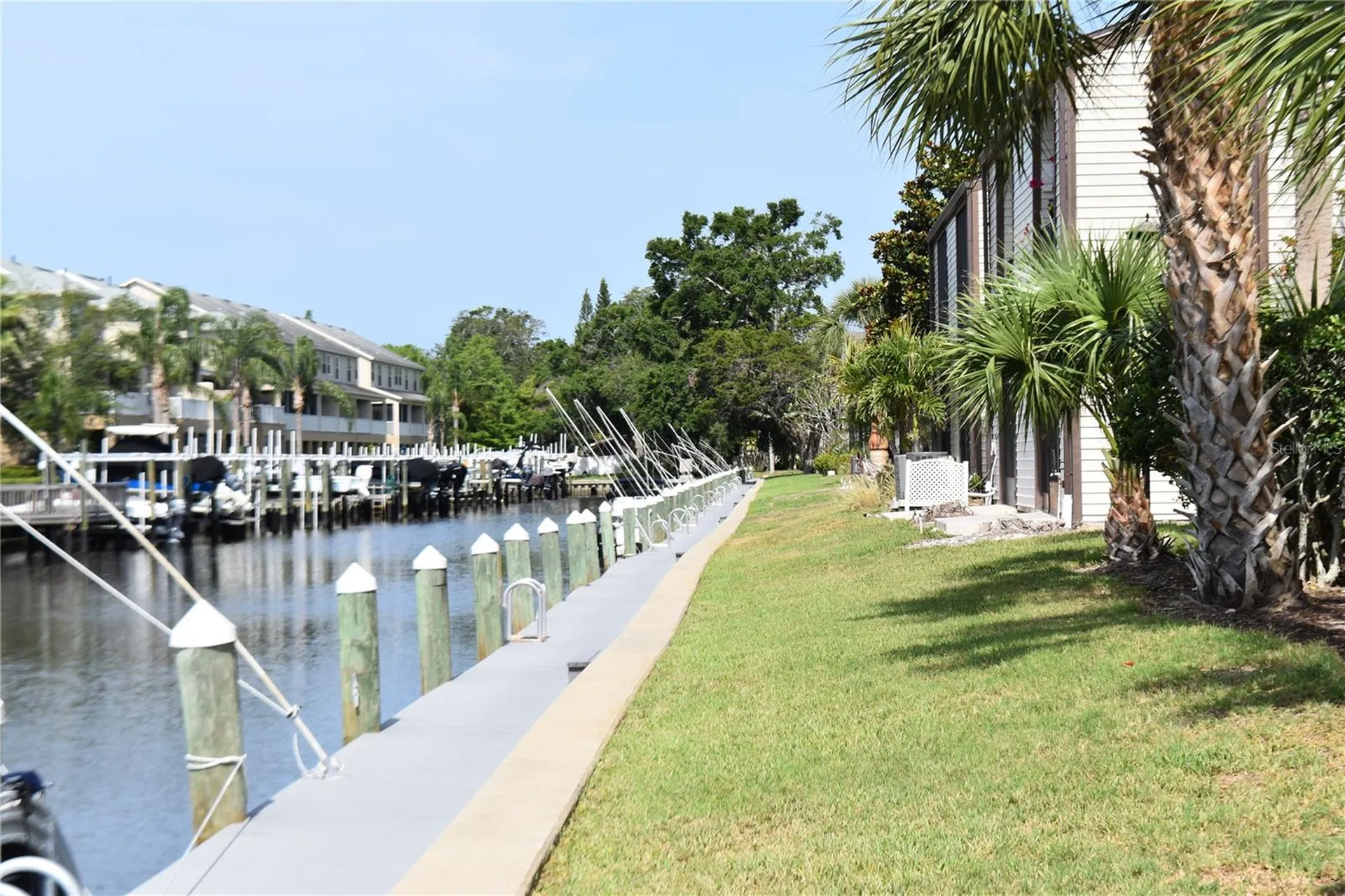 420 Moorings Cove Drive Tarpon Springs FL 34689