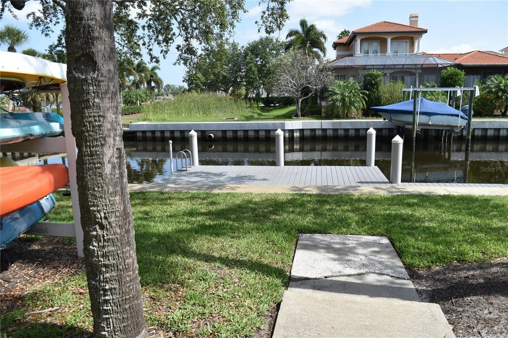 420 Moorings Cove Drive Tarpon Springs FL 34689