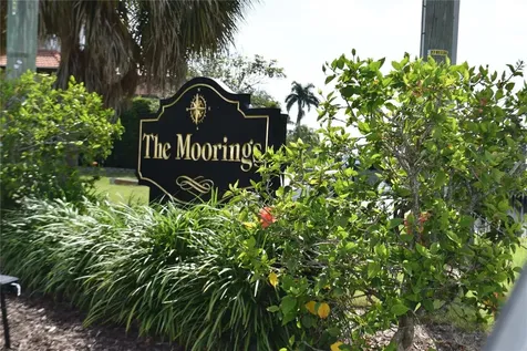 420 Moorings Cove Drive Tarpon Springs FL 34689