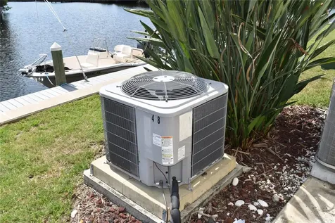 420 Moorings Cove Drive Tarpon Springs FL 34689