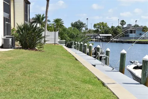 420 Moorings Cove Drive Tarpon Springs FL 34689