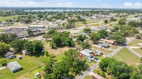 652 N Jackson Street Eagle Lake FL 33839