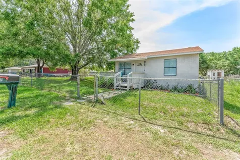 652 N Jackson Street Eagle Lake FL 33839