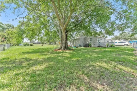652 N Jackson Street Eagle Lake FL 33839