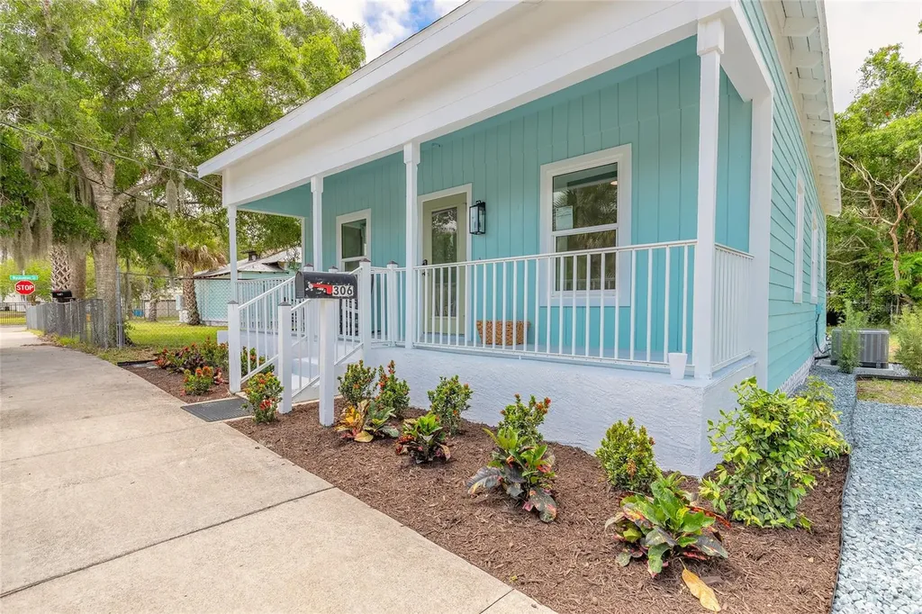 306 Sheldon Street New Smyrna Beach FL 32168