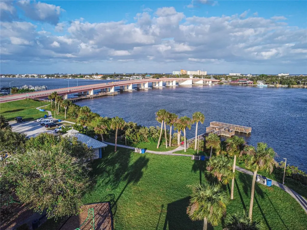 306 Sheldon Street New Smyrna Beach FL 32168