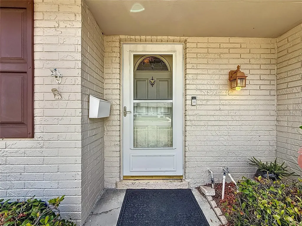 602 Mindy Drive Largo FL 33771