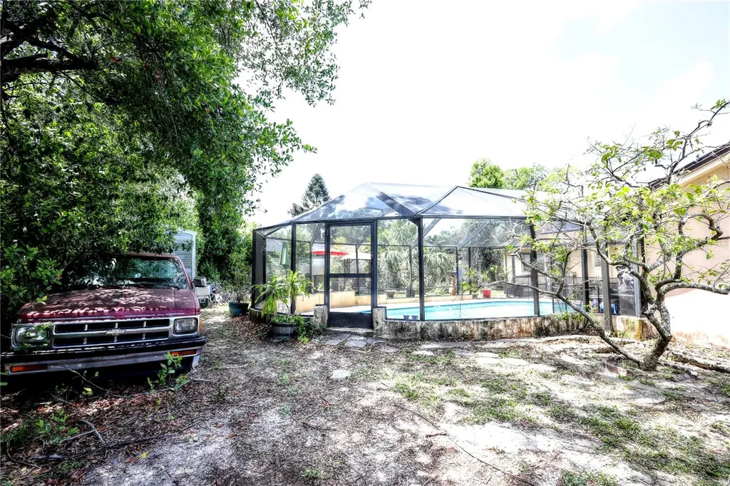 11411 N 19th Street Tampa FL 33612