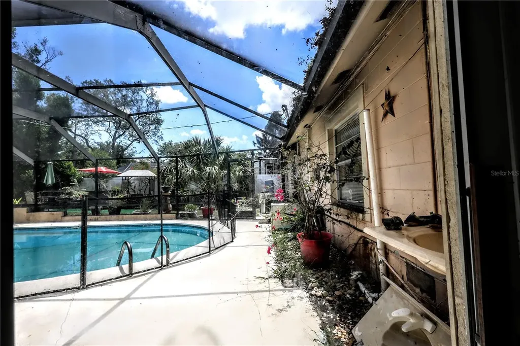 11411 N 19th Street Tampa FL 33612