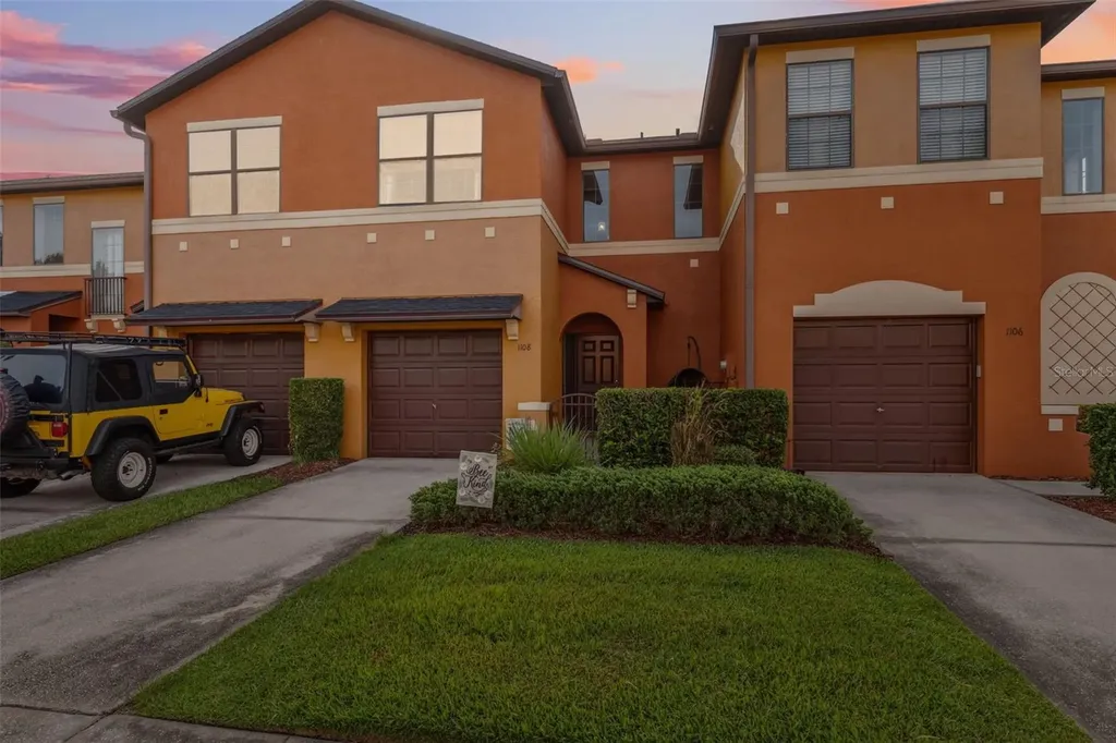 1108 Blackwater Drive Wesley Chapel FL 33543