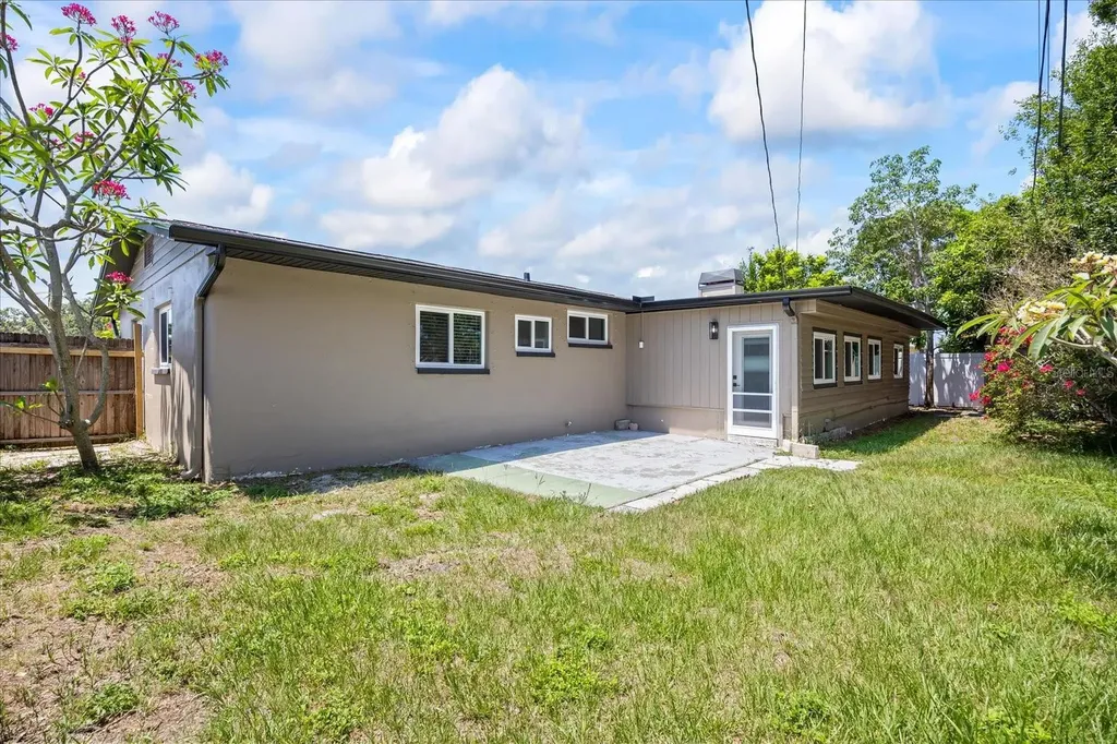 6875 11th Avenue N St Petersburg FL 33710
