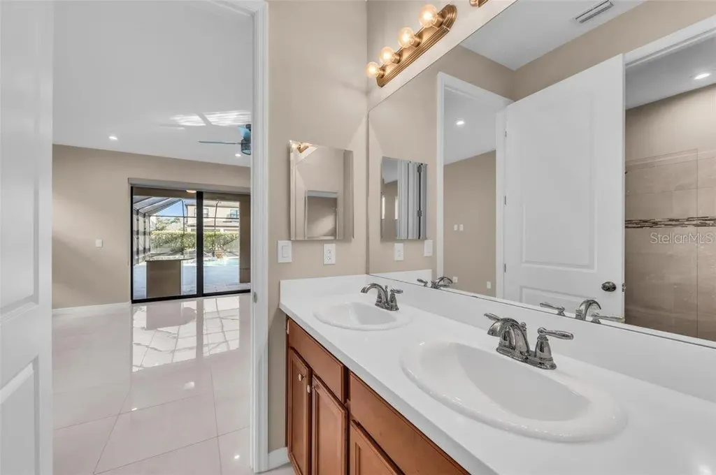 8273 Shooting Star Road Sarasota FL 34241