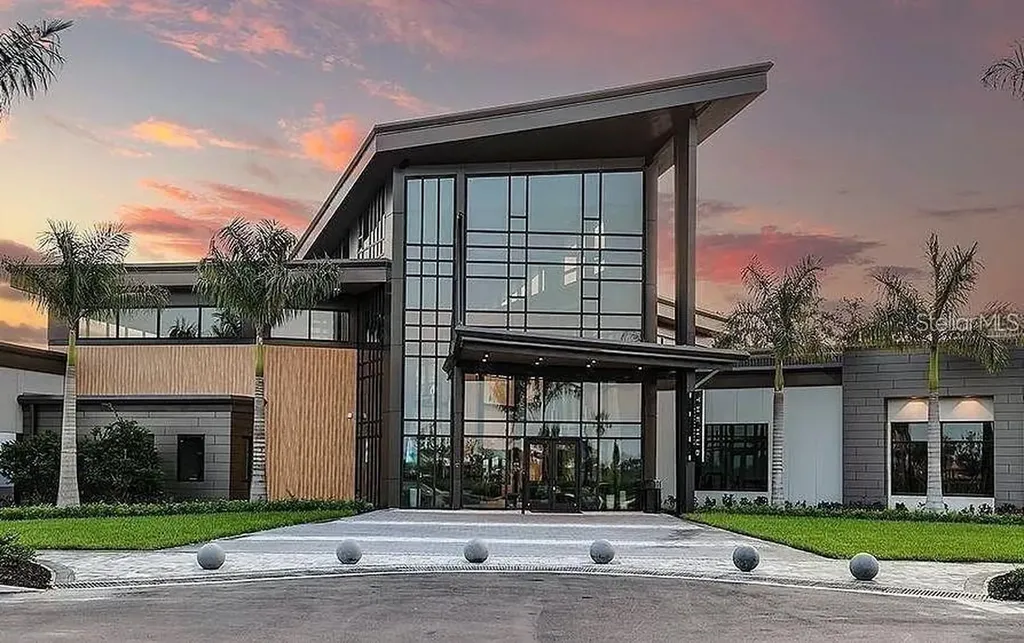 8273 Shooting Star Road Sarasota FL 34241