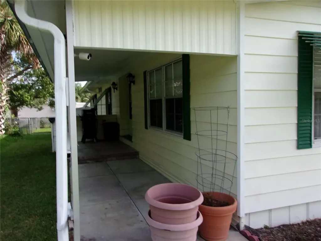 6485 NE 2nd Street Ocala FL 34470