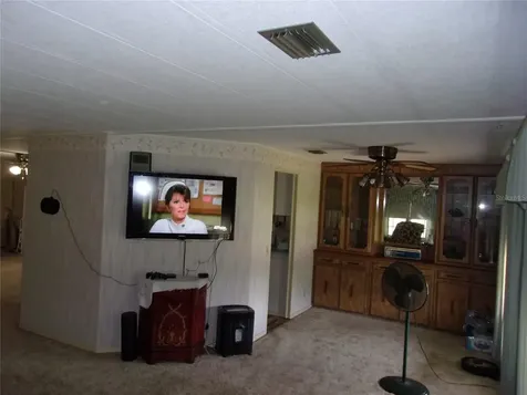 6485 NE 2nd Street Ocala FL 34470
