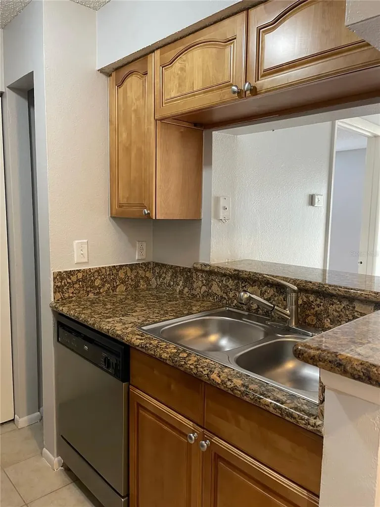 238 Afton Square Altamonte Springs FL 32714