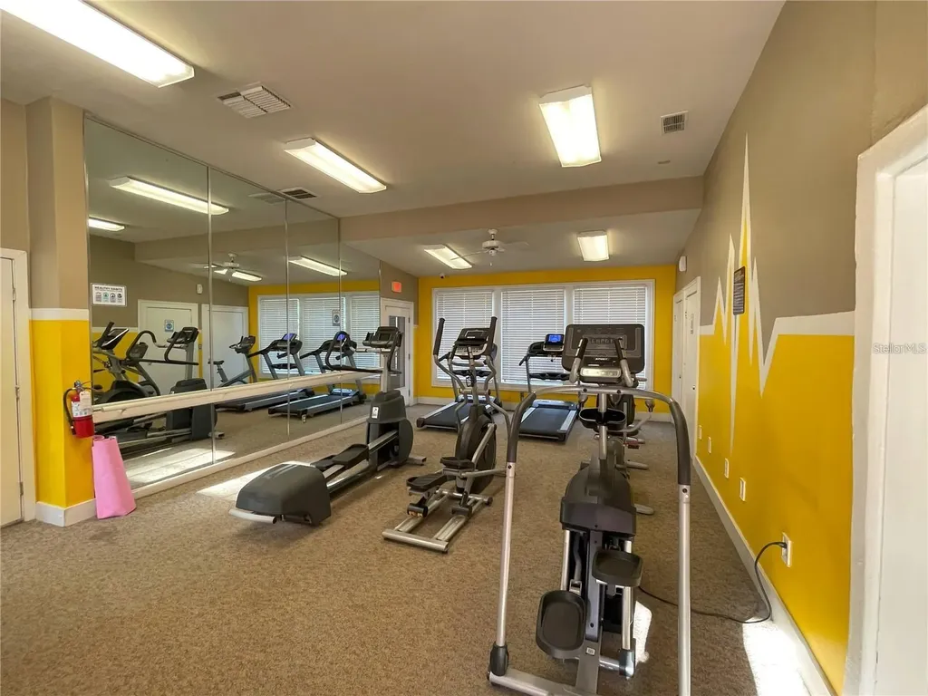 238 Afton Square Altamonte Springs FL 32714