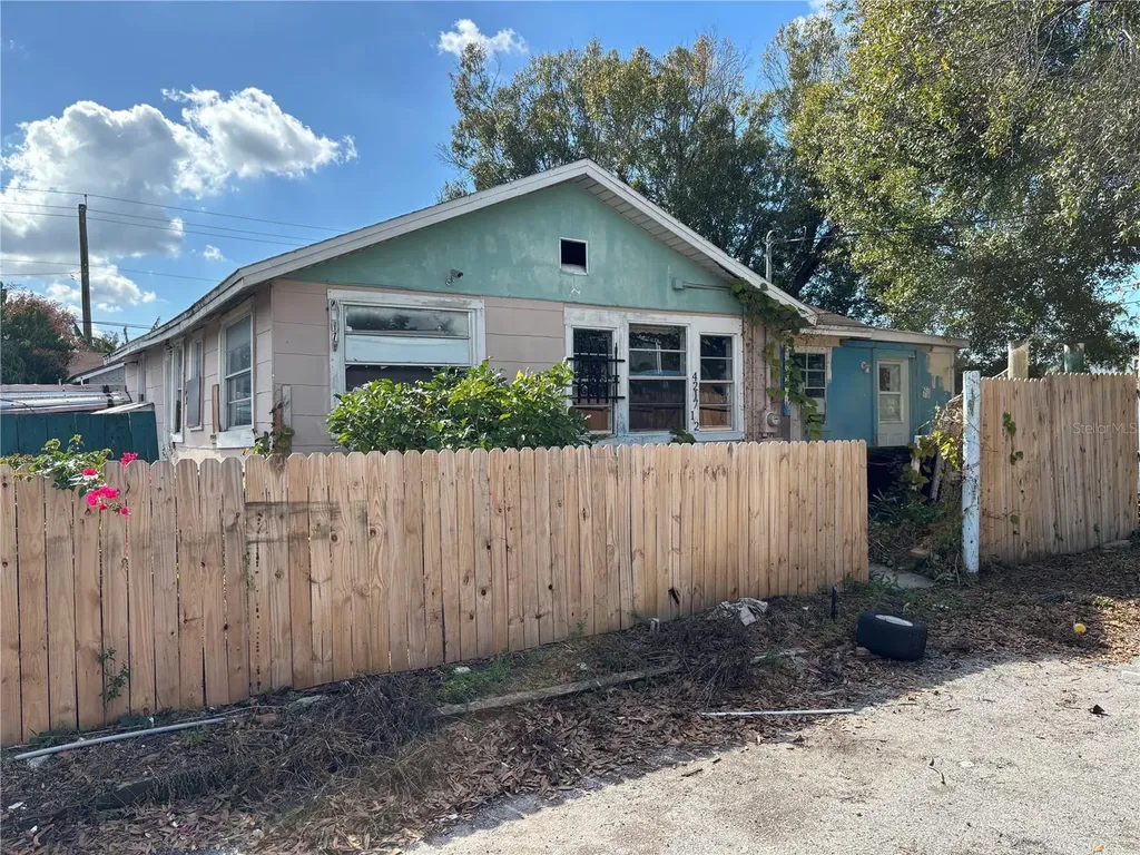 4213 W Cayuga Street Tampa FL 33614