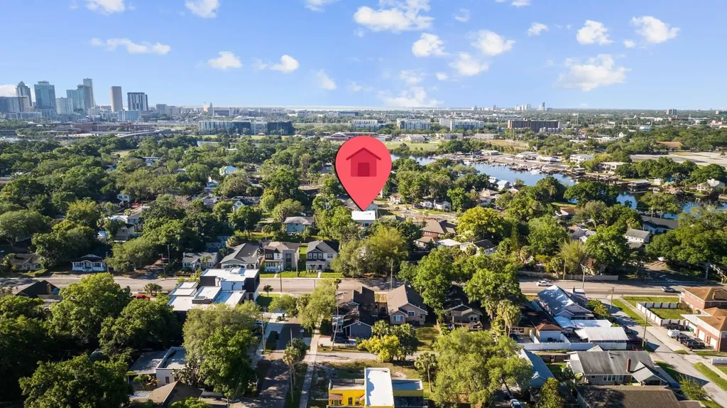 910 W Virginia Avenue Tampa FL 33603