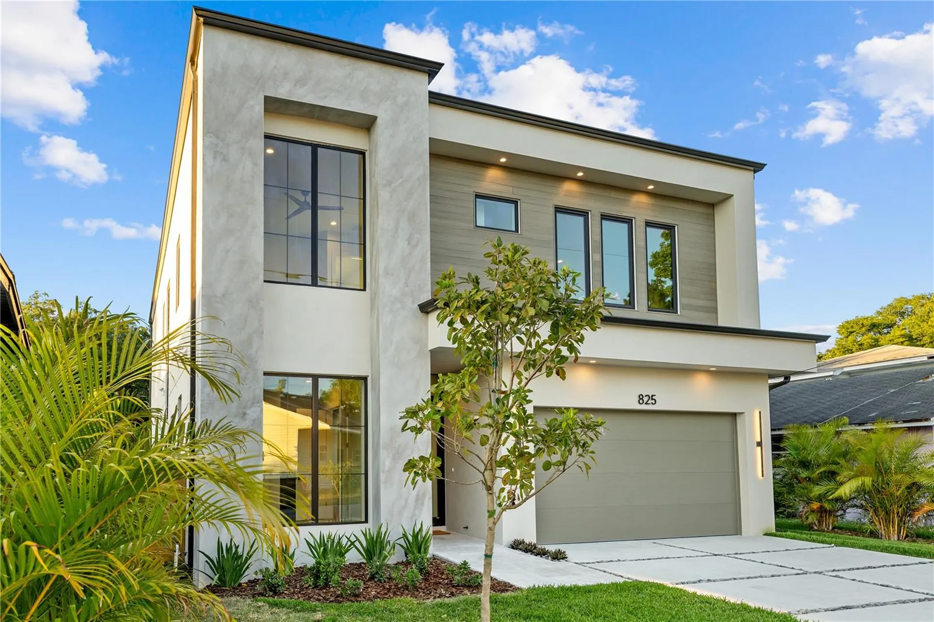 910 W Virginia Avenue Tampa FL 33603