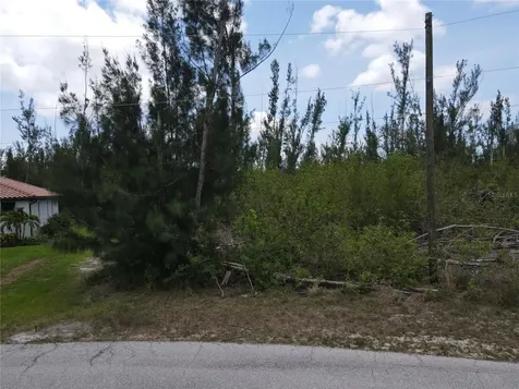10662 Kearsarge Circle Port Charlotte FL 33981