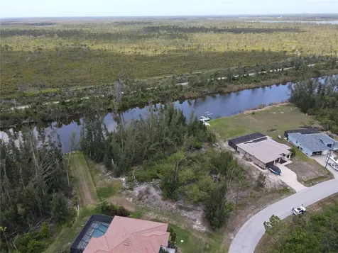 10662 Kearsarge Circle Port Charlotte FL 33981