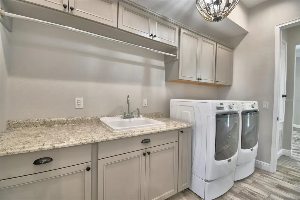 445 Waterfern Trail Drive Auburndale FL 33823