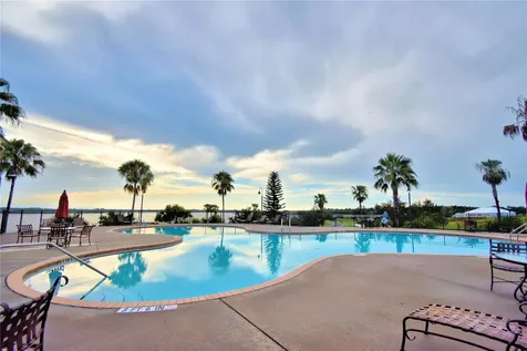 445 Waterfern Trail Drive Auburndale FL 33823