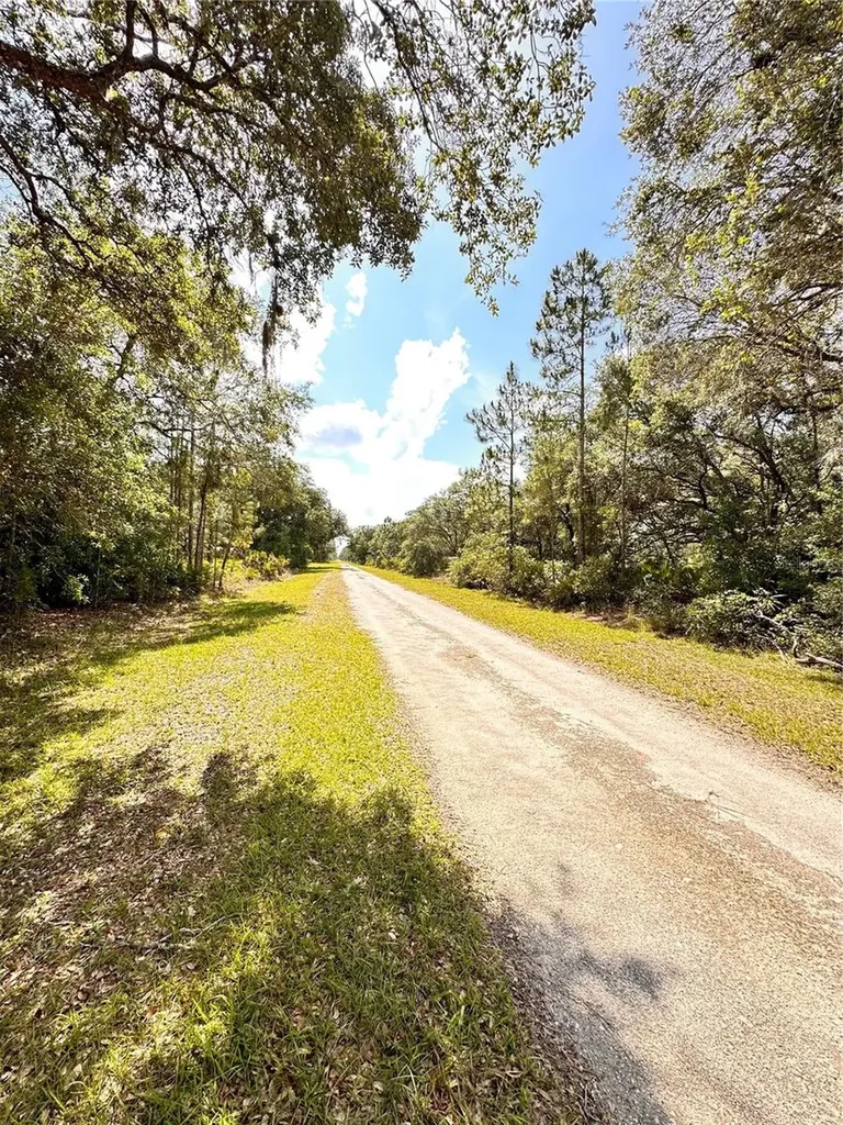 514 Indian Lake Drive Indian Lake Estates FL 33855