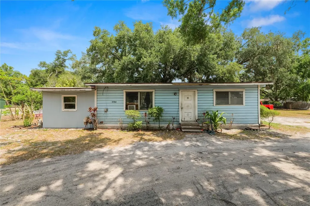 2504 Jim Johnson Road Plant City FL 33566