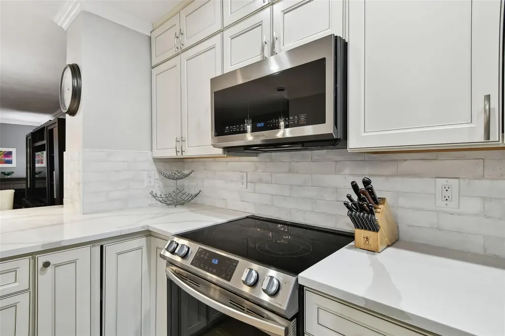 1801 E Lake Road Palm Harbor FL 34685