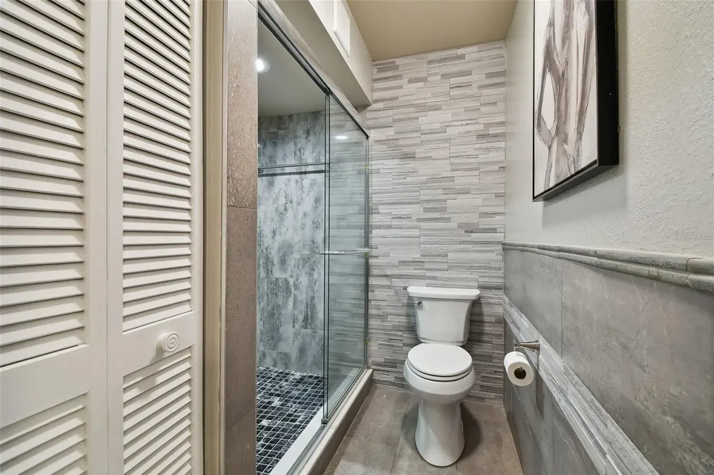 1801 E Lake Road Palm Harbor FL 34685