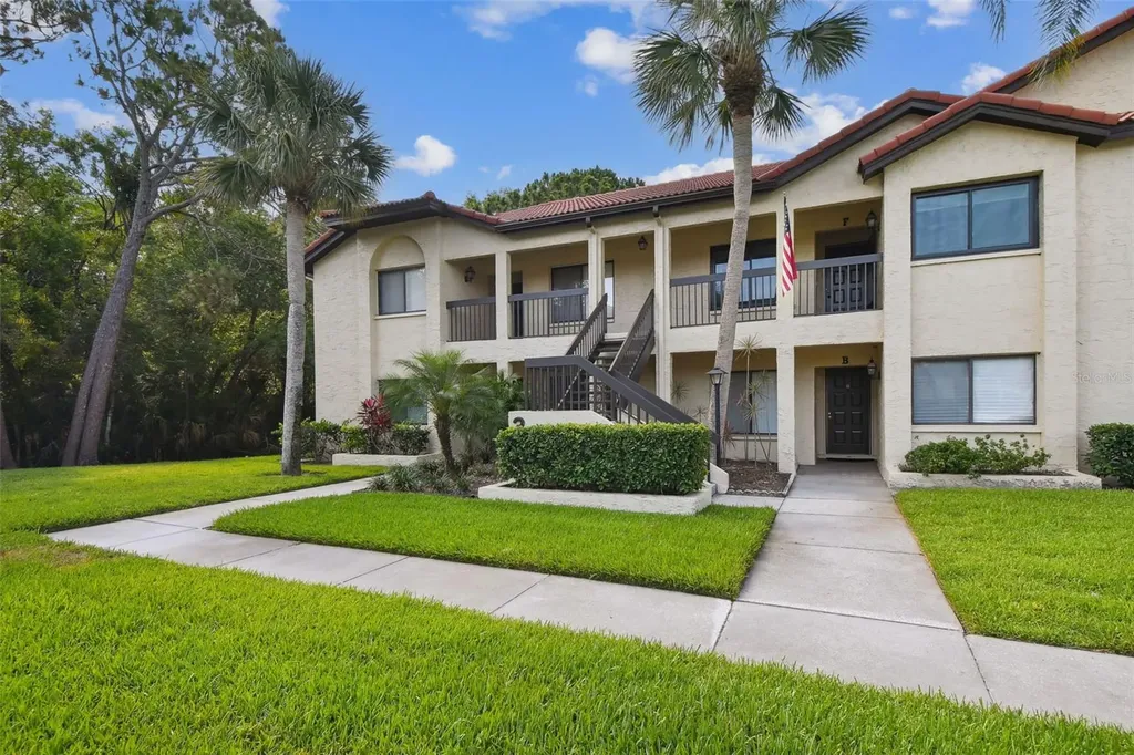 1801 E Lake Road Palm Harbor FL 34685