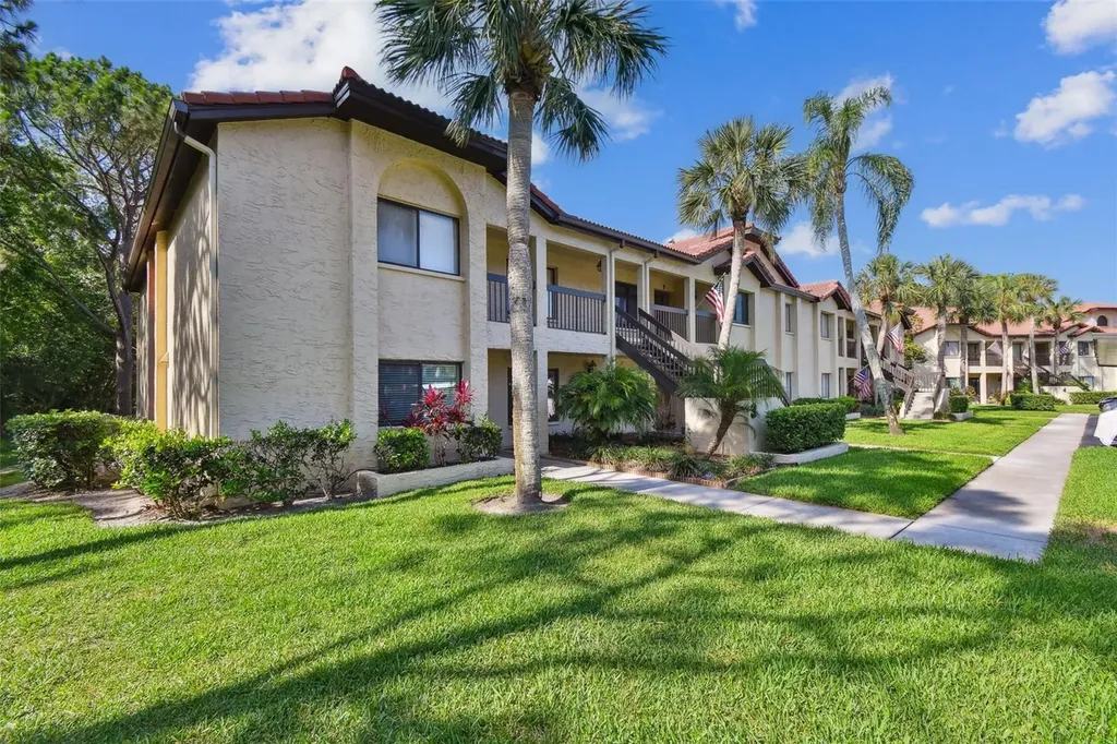 1801 E Lake Road Palm Harbor FL 34685