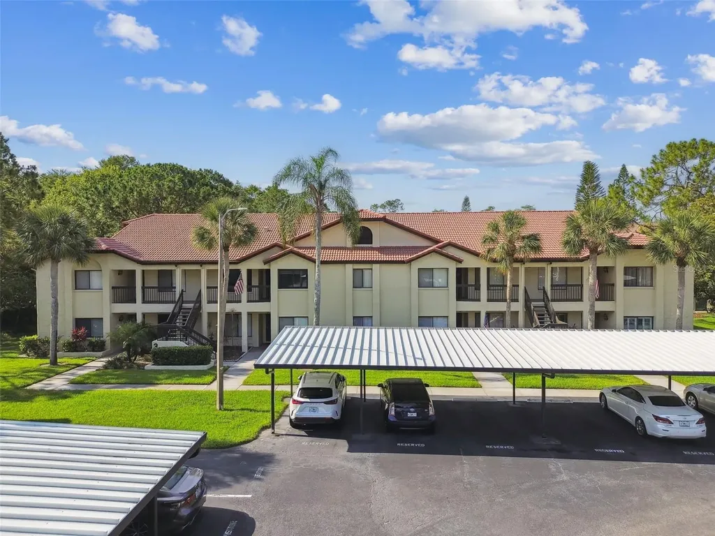 1801 E Lake Road Palm Harbor FL 34685