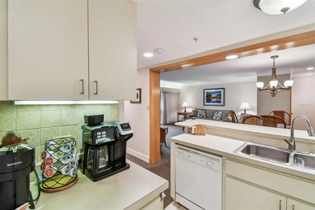 36750 Us 19 N Palm Harbor FL 34684