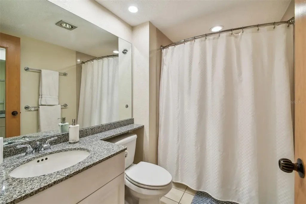 36750 Us 19 N Palm Harbor FL 34684