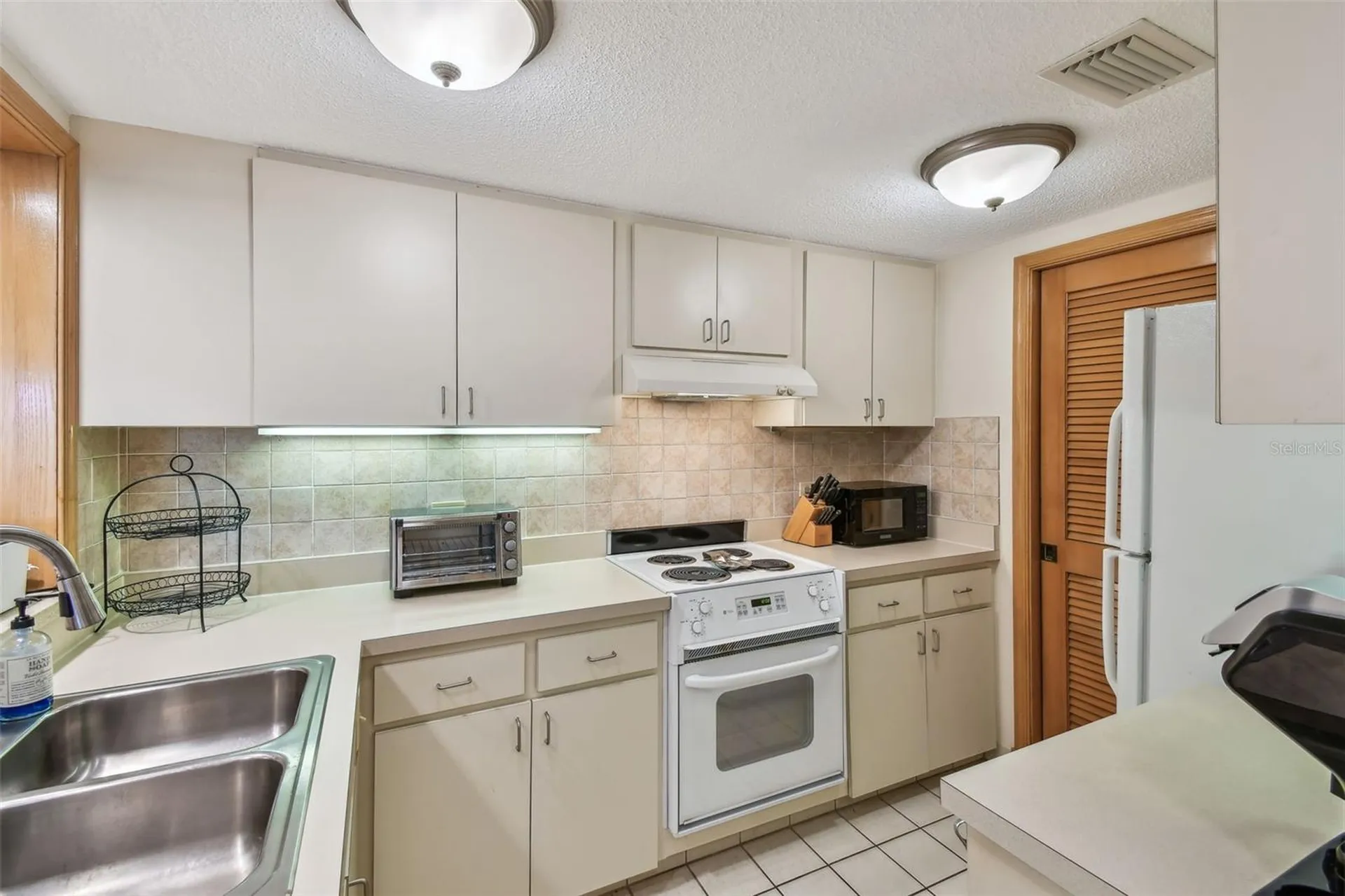 36750 Us 19 N Palm Harbor FL 34684