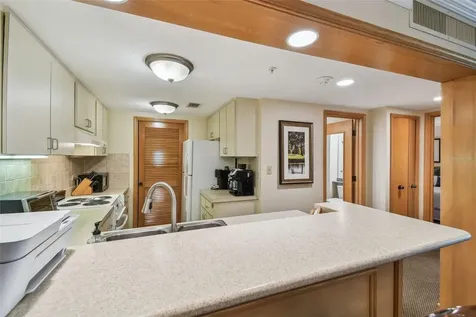 36750 Us 19 N Palm Harbor FL 34684