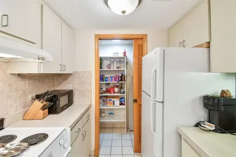 36750 Us 19 N Palm Harbor FL 34684