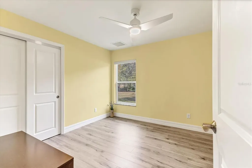 352 Glenwood Avenue Osprey FL 34229