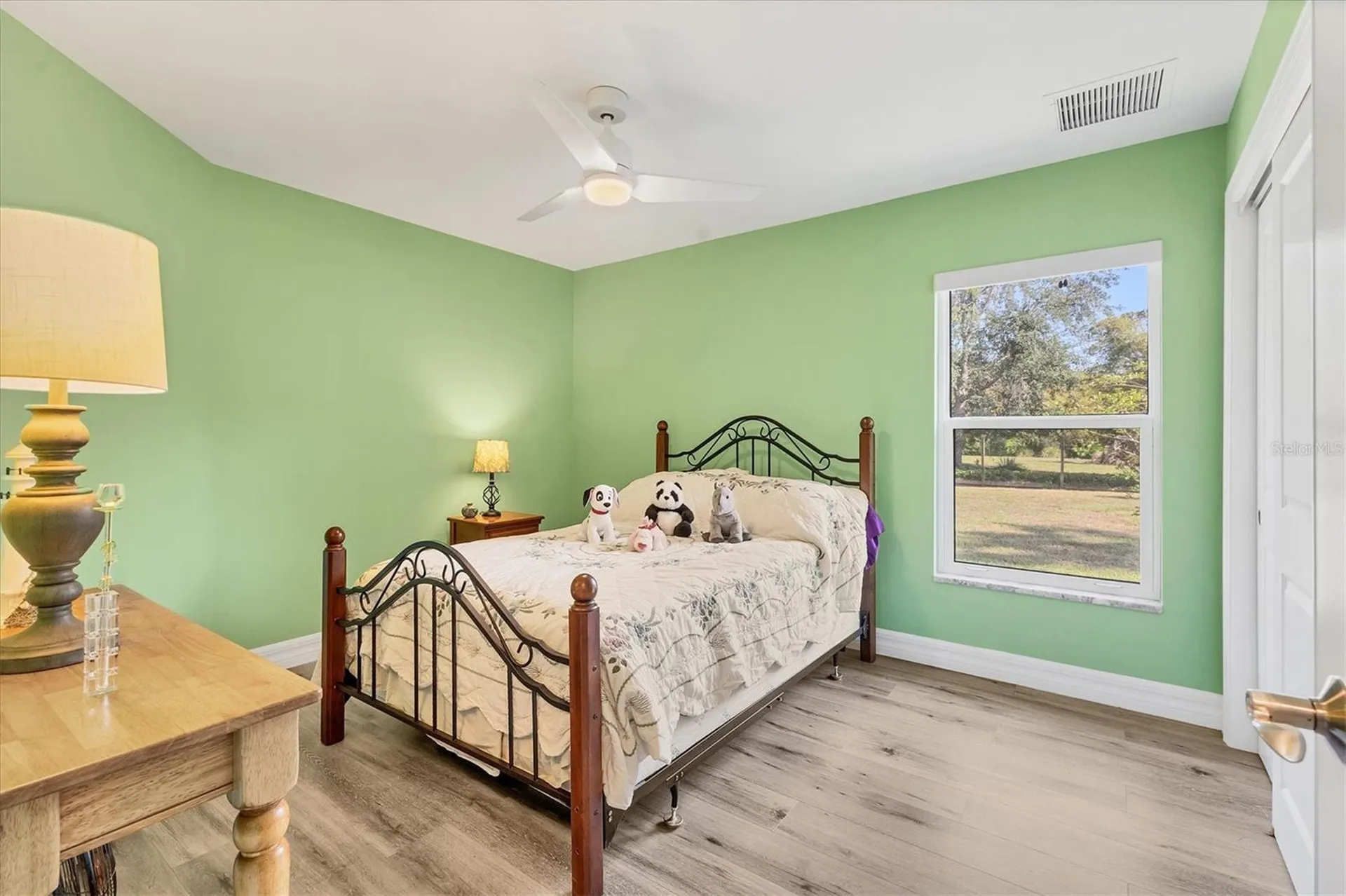 352 Glenwood Avenue Osprey FL 34229