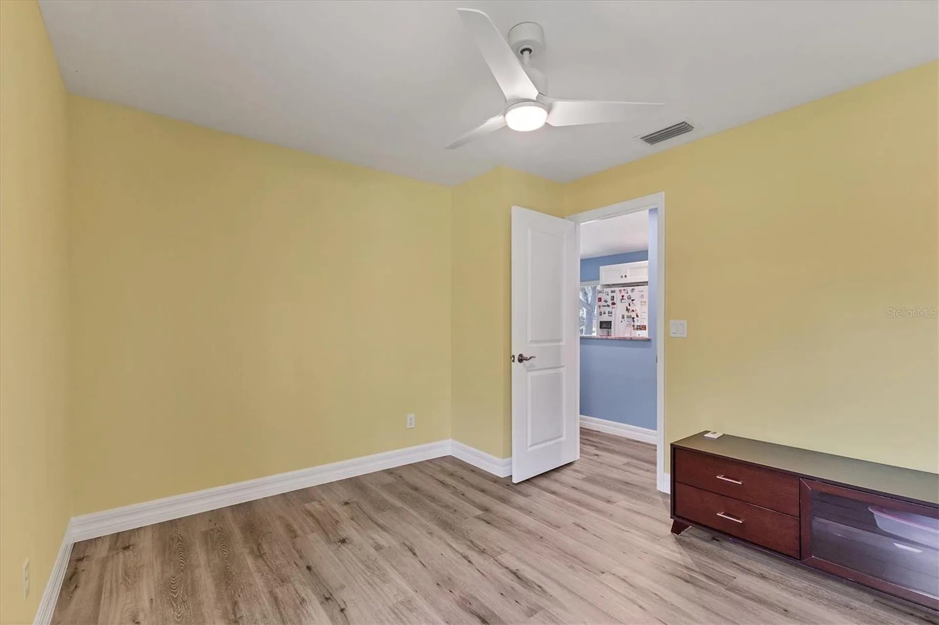 352 Glenwood Avenue Osprey FL 34229