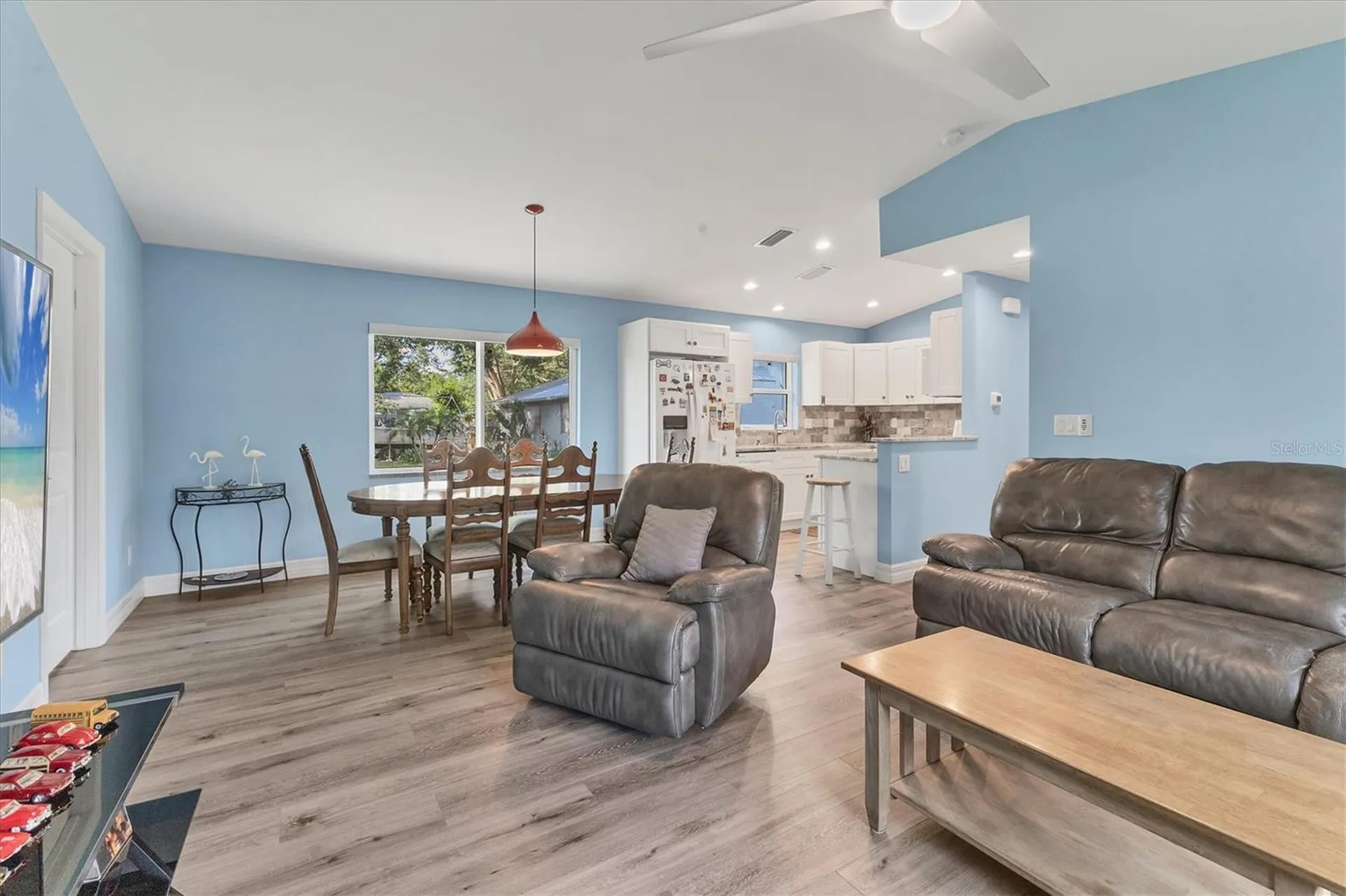 352 Glenwood Avenue Osprey FL 34229